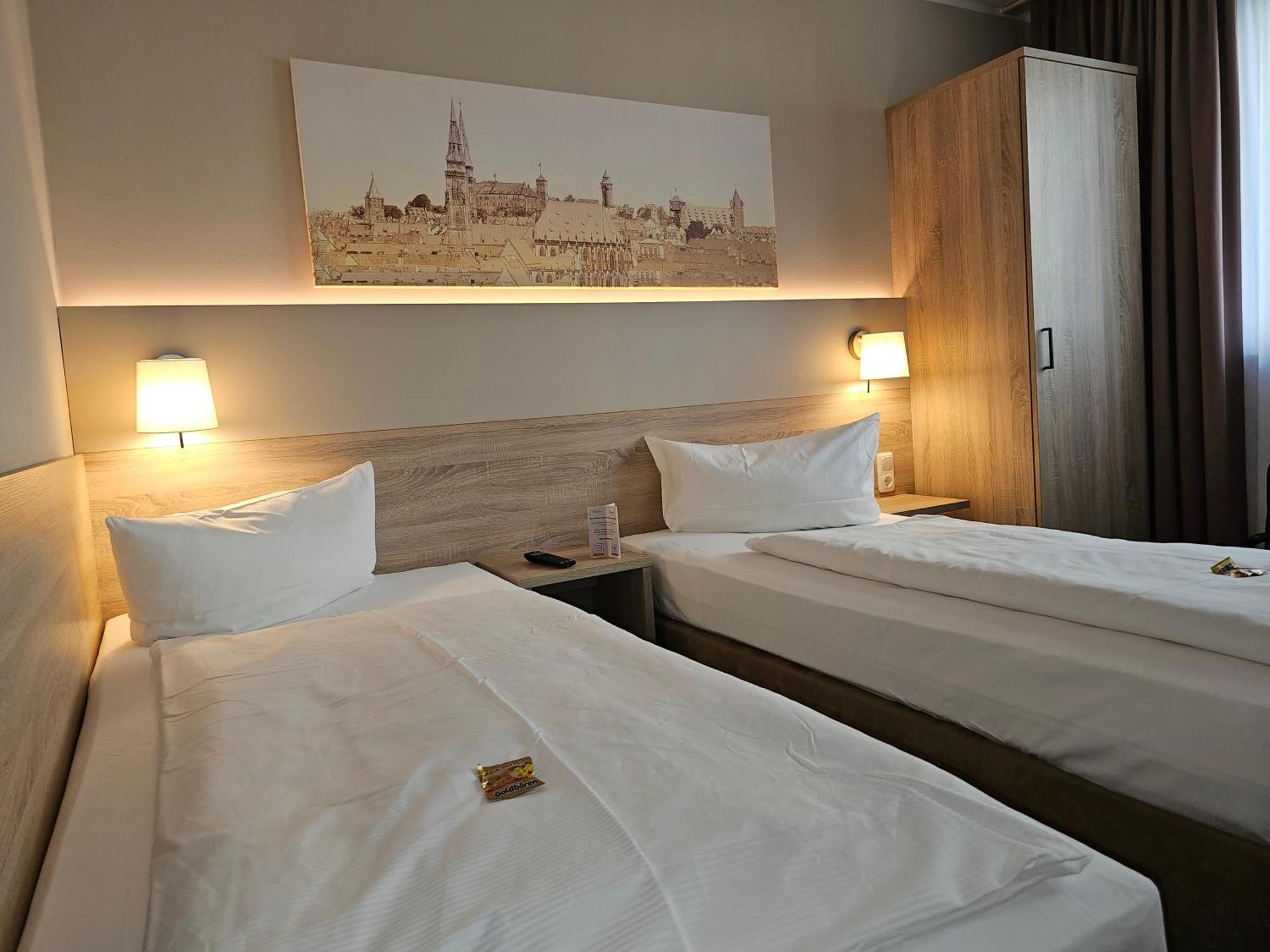 Quarto Duplo Standard